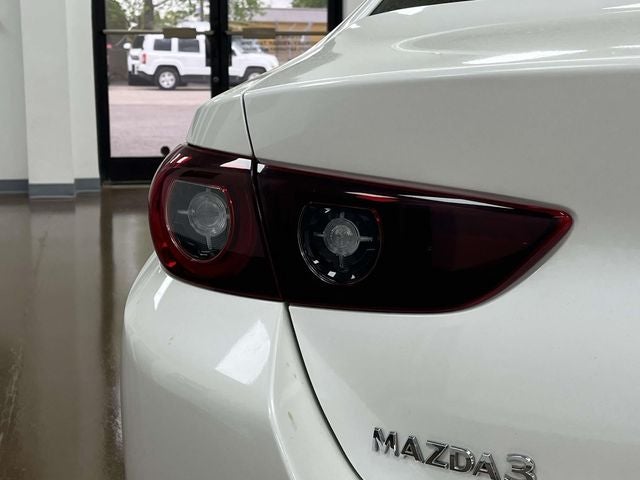 2024 Mazda Mazda3 Sedan 2.5 S Preferred Package