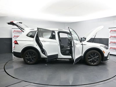 2024 Volkswagen Tiguan 2.0T SE