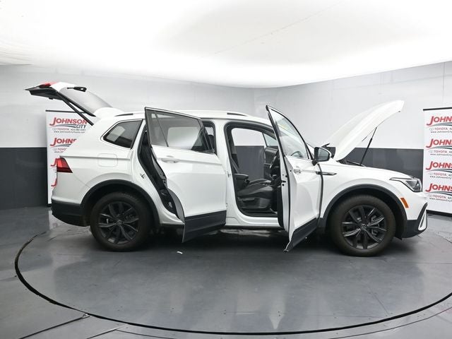 2024 Volkswagen Tiguan 2.0T SE