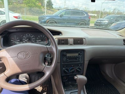 2001 Toyota Camry LE