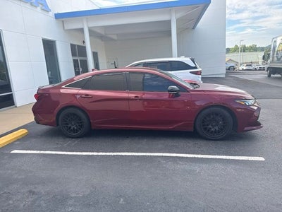 2019 Toyota Avalon XSE