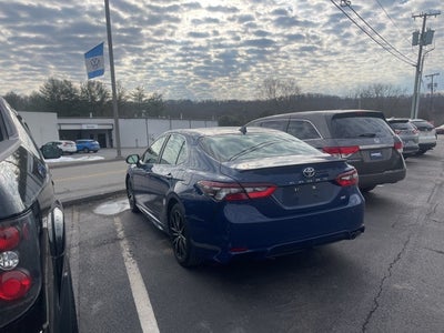 2024 Toyota Camry SE