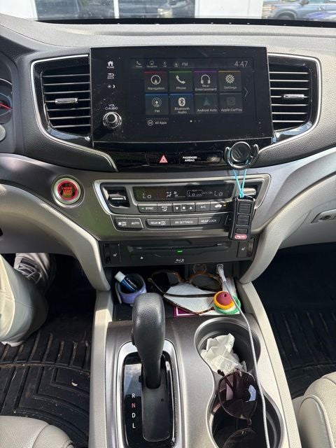 2019 Honda Pilot EX-L w/Navigation and Rear Entertainment System