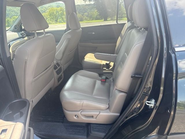 2021 Honda Pilot Touring 7 Passenger