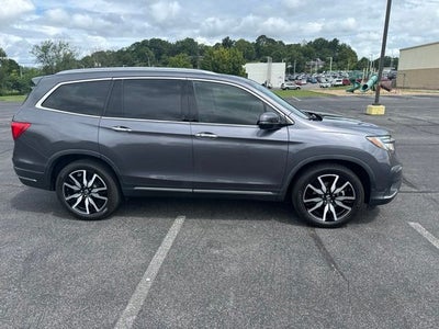 2021 Honda Pilot Touring 8 Passenger