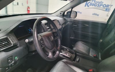 2021 Honda Pilot Touring 8 Passenger