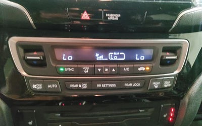 2020 Honda Pilot Touring 8 Passenger