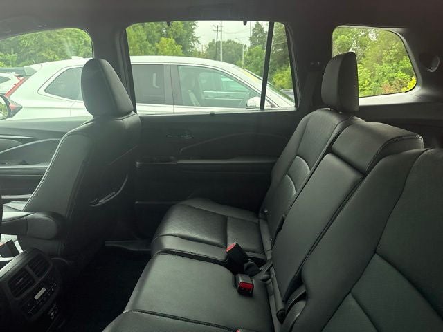 2021 Honda Passport Elite