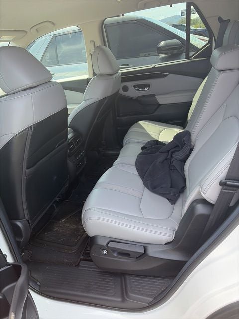 2024 Honda Pilot EX-L 8 Passenger
