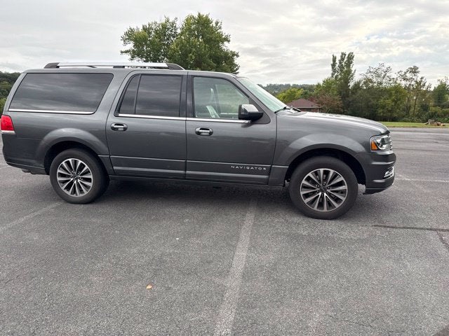2016 Lincoln Navigator L Select