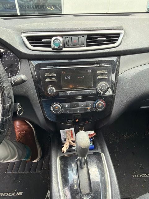2014 Nissan Rogue S