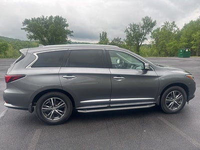 2017 INFINITI QX60 Base