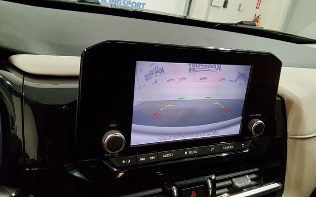 2022 Nissan Pathfinder SV