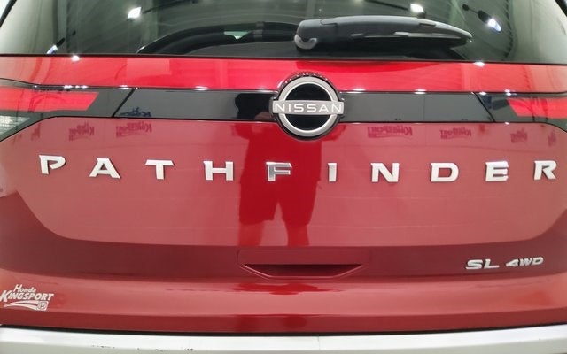 2024 Nissan Pathfinder SL