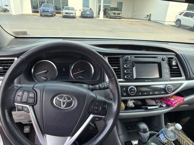2014 Toyota Highlander LE Plus V6