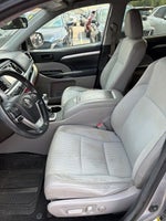 2014 Toyota Highlander LE Plus V6
