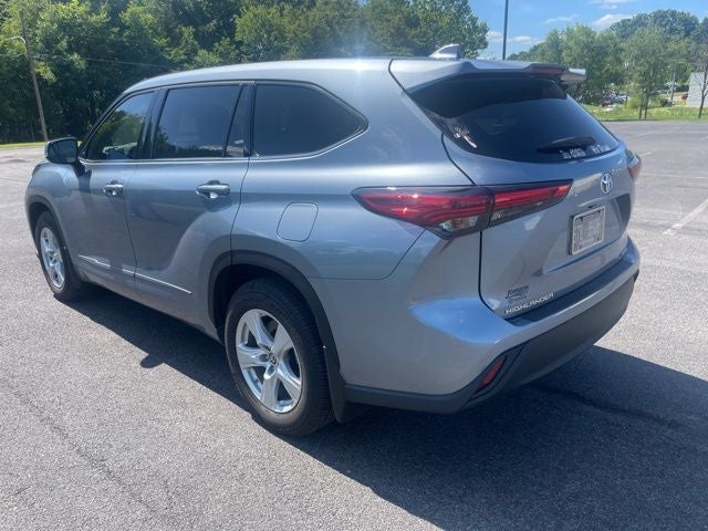 2020 Toyota Highlander LE