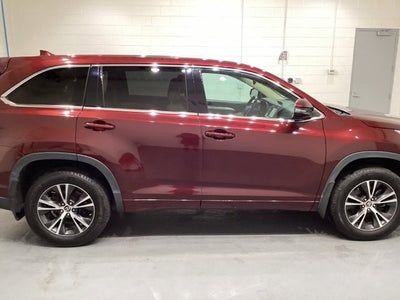 2017 Toyota Highlander LE Plus