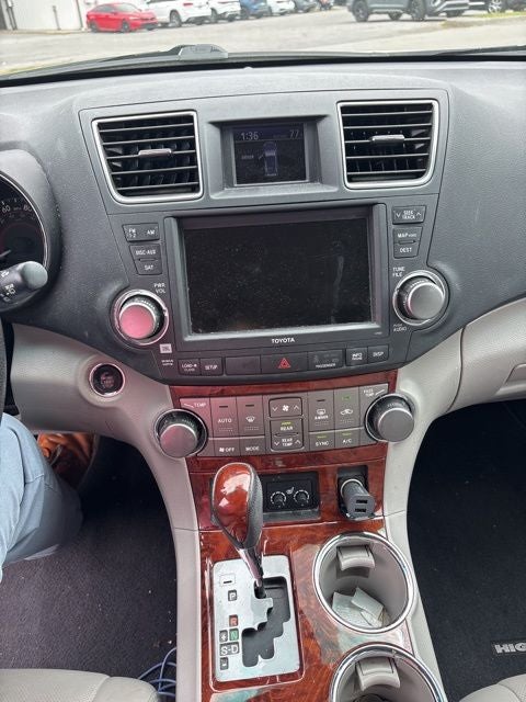 2011 Toyota Highlander Limited