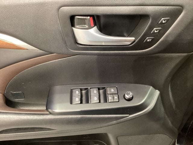 2018 Toyota Highlander Limited Platinum