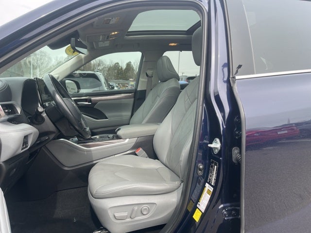 2021 Toyota Highlander Platinum