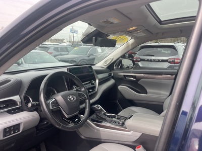 2021 Toyota Highlander Platinum
