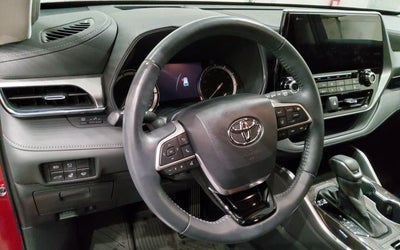 2022 Toyota Highlander Platinum