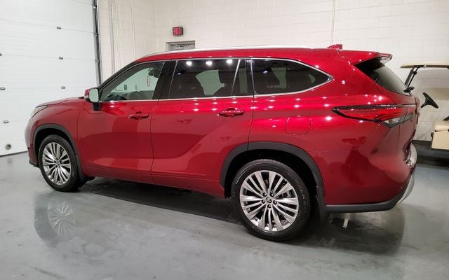 2022 Toyota Highlander Platinum