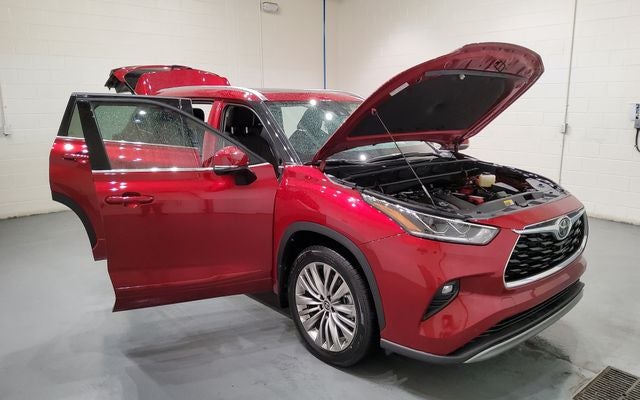 2022 Toyota Highlander Platinum