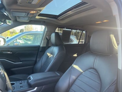 2024 Toyota Highlander XLE