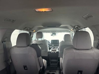 2022 Toyota Sienna LE 8 Passenger
