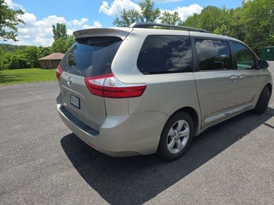 2017 Toyota Sienna LE 8 Passenger