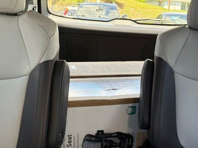 2023 Toyota Sienna XSE 7 Passenger