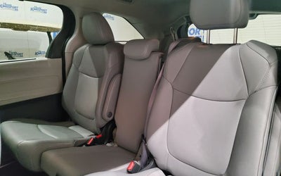 2024 Toyota Sienna XLE 8 Passenger