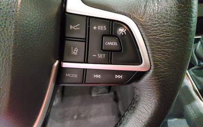 2024 Toyota Sienna XLE 8 Passenger