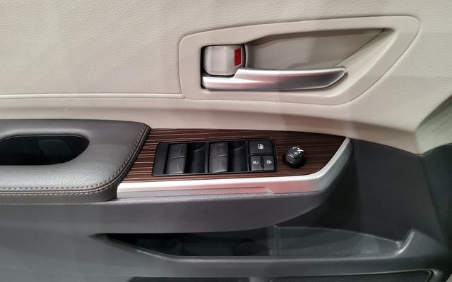 2024 Toyota Sienna XLE 8 Passenger
