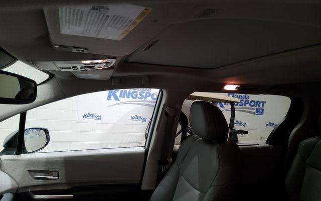 2024 Toyota Sienna XLE 8 Passenger