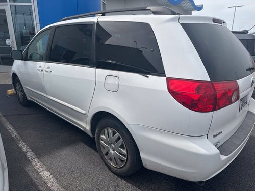 2009 Toyota Sienna LE