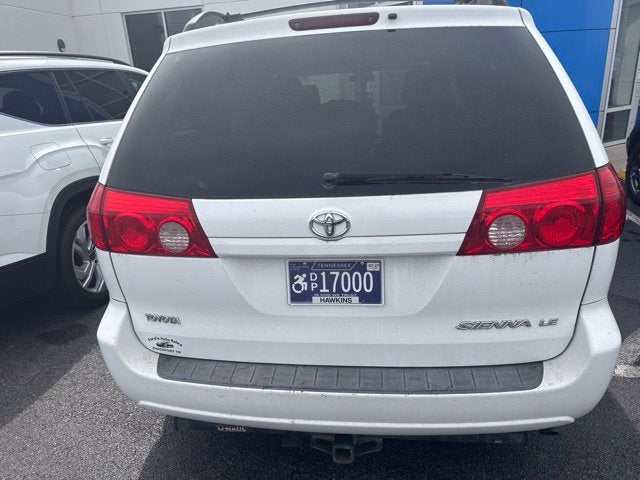 2009 Toyota Sienna LE