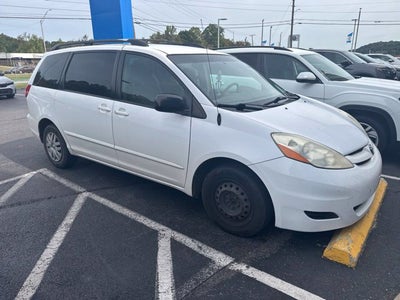 2009 Toyota Sienna LE