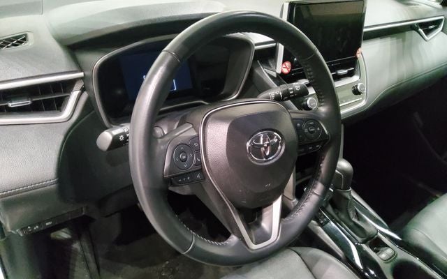 2025 Toyota Corolla Cross XLE