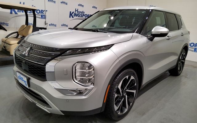 2023 Mitsubishi Outlander SE