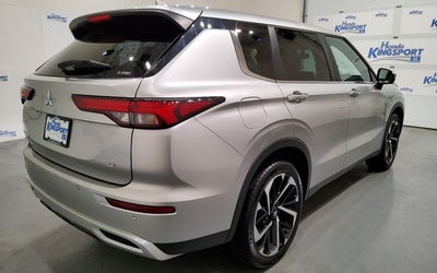 2023 Mitsubishi Outlander SE