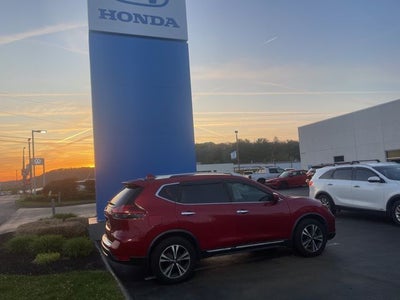 2017 Nissan Rogue SL