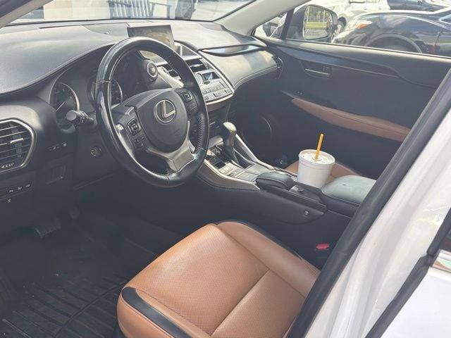 2016 Lexus NX 200t 200t