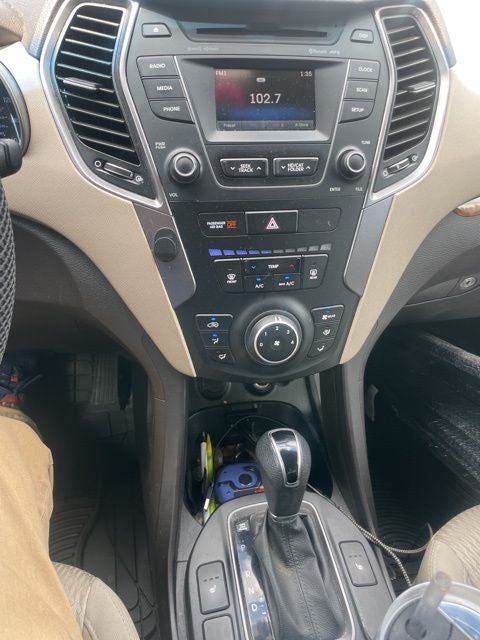 2016 Hyundai Santa Fe SE