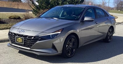2022 Hyundai Elantra SEL