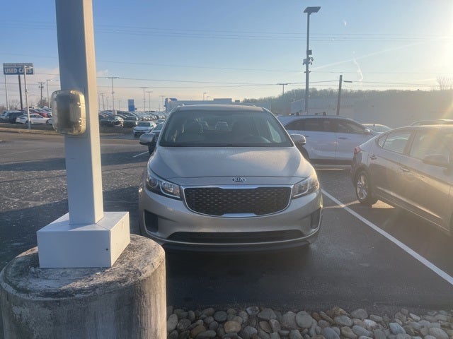 2015 Kia Sedona LX