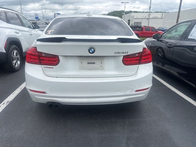 2013 BMW 3 Series 328i