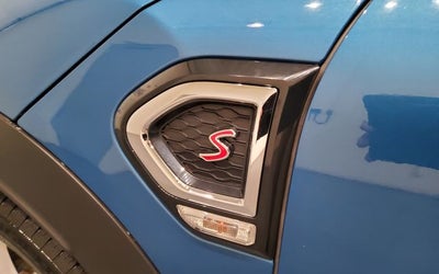 2023 MINI Countryman Classic